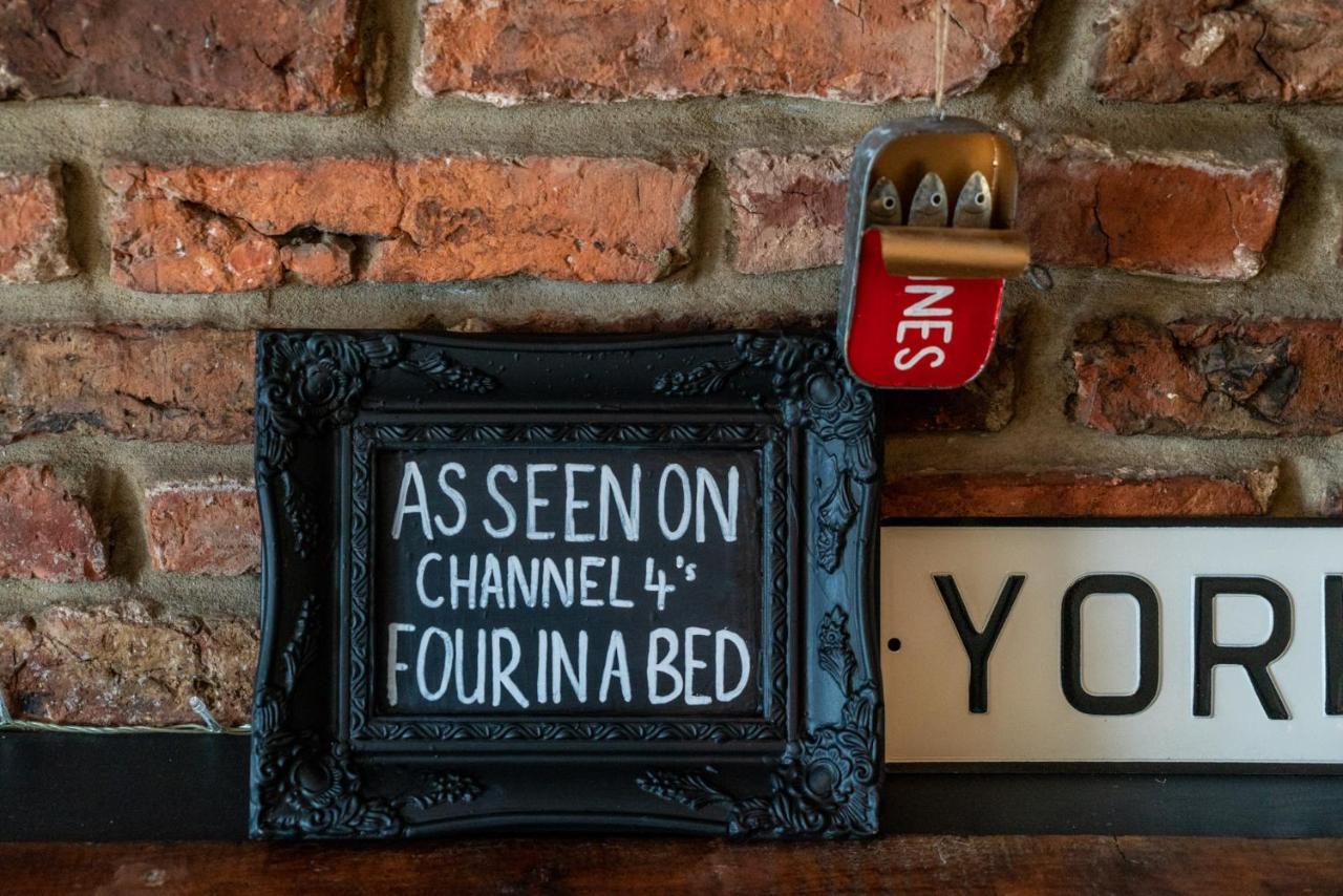 Grantham Arms Hotell Boroughbridge Eksteriør bilde