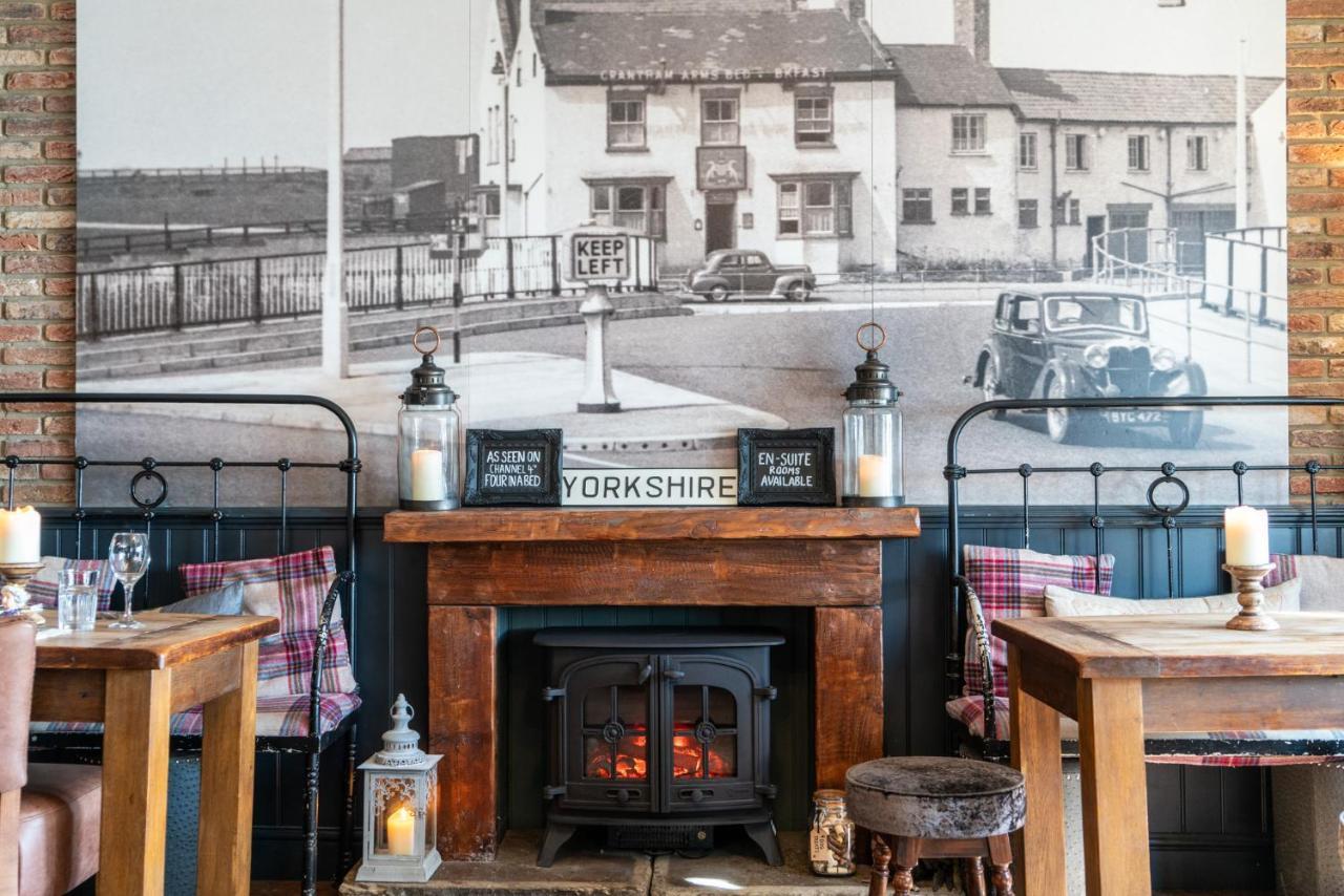 Grantham Arms Hotell Boroughbridge Eksteriør bilde